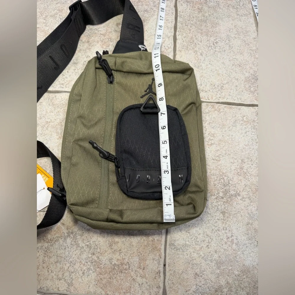 Jordan Collectors Crossbody Bag (3L) - NWT